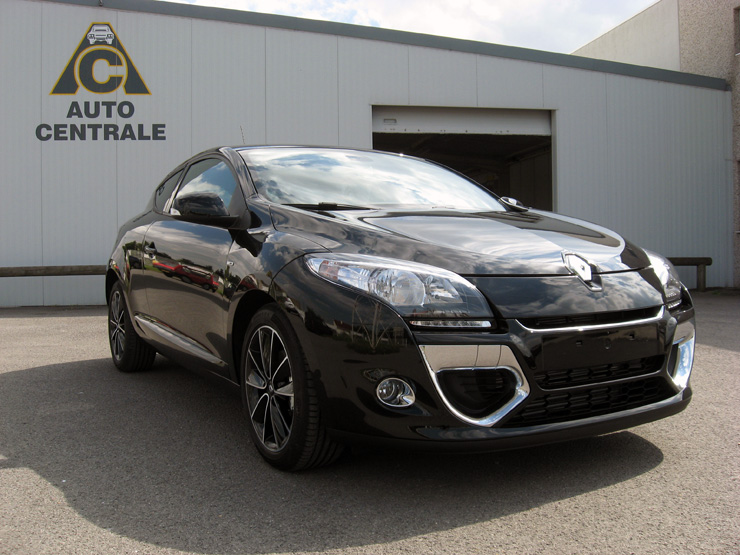 Livraison de la Renault Mégane Coupé Bose Edition Energy dCi 130 neuve de Monsieur P. dans le 59