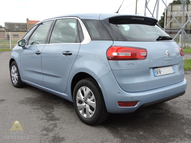 Essai c4 e hdi 115