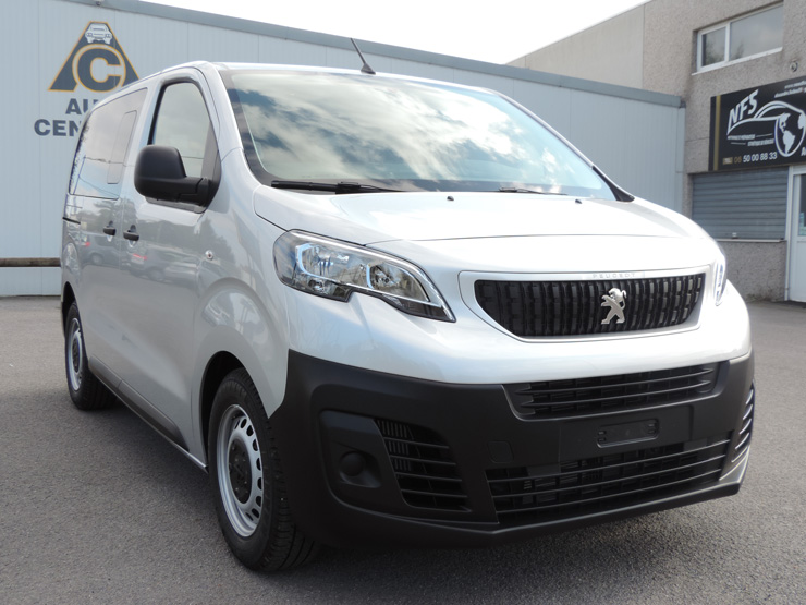 Mandataire Peugeot Expert Combi Compact L1 1.5 BlueHDi 120