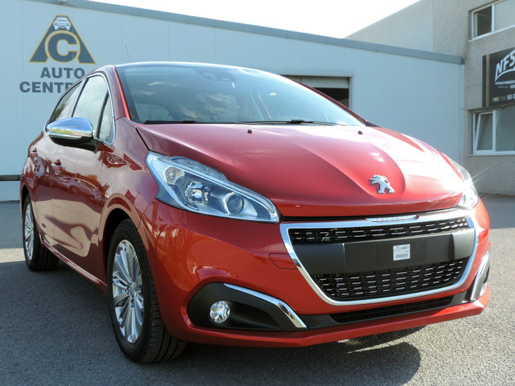 Mandataire Peugeot 208 Allure 1.5 BlueHDi 100