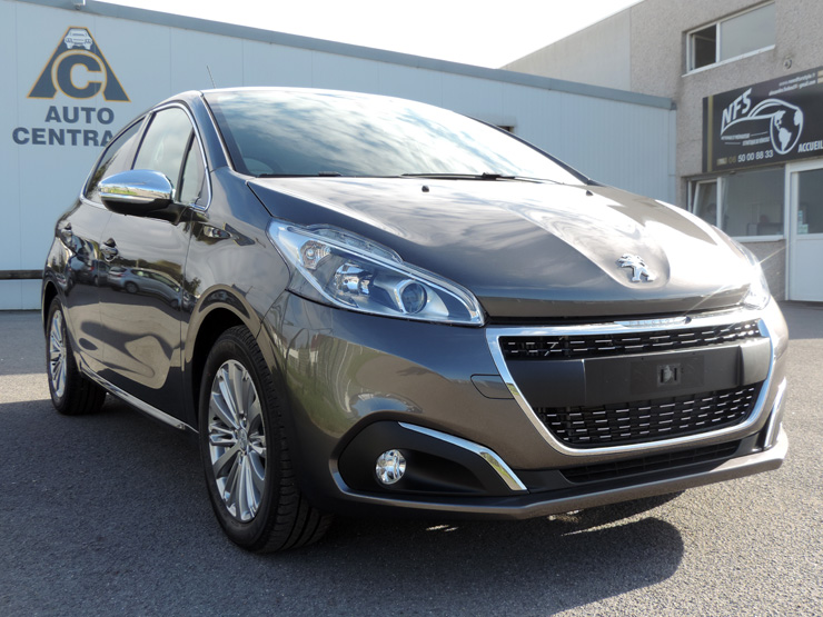 Mandataire Peugeot 208 Allure 1.2 PureTech 110