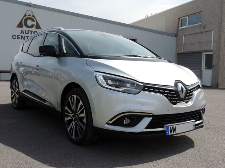 Livraison du Renault Grand Scénic 4 Initiale Paris 1.7 Blue dCi 120 EDC ...