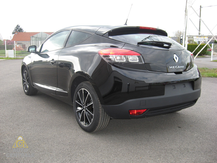 Livraison de la Renault Mégane Coupé Bose Edition Energy dCi 110 neuve de Monsieur D. dans le 59
