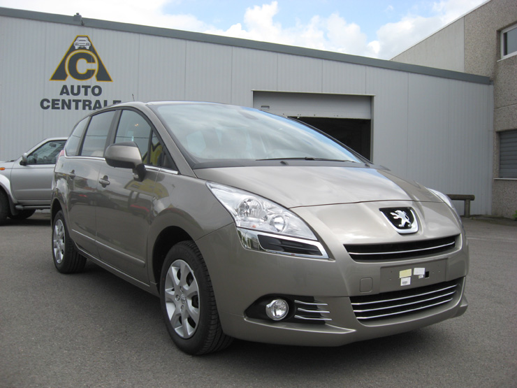 Peugeot 5008 active